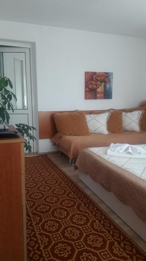 Guest House Stoletnika Jagodina Exteriör bild