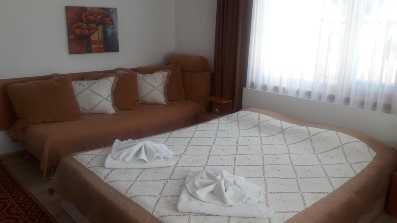 Guest House Stoletnika Jagodina Exteriör bild