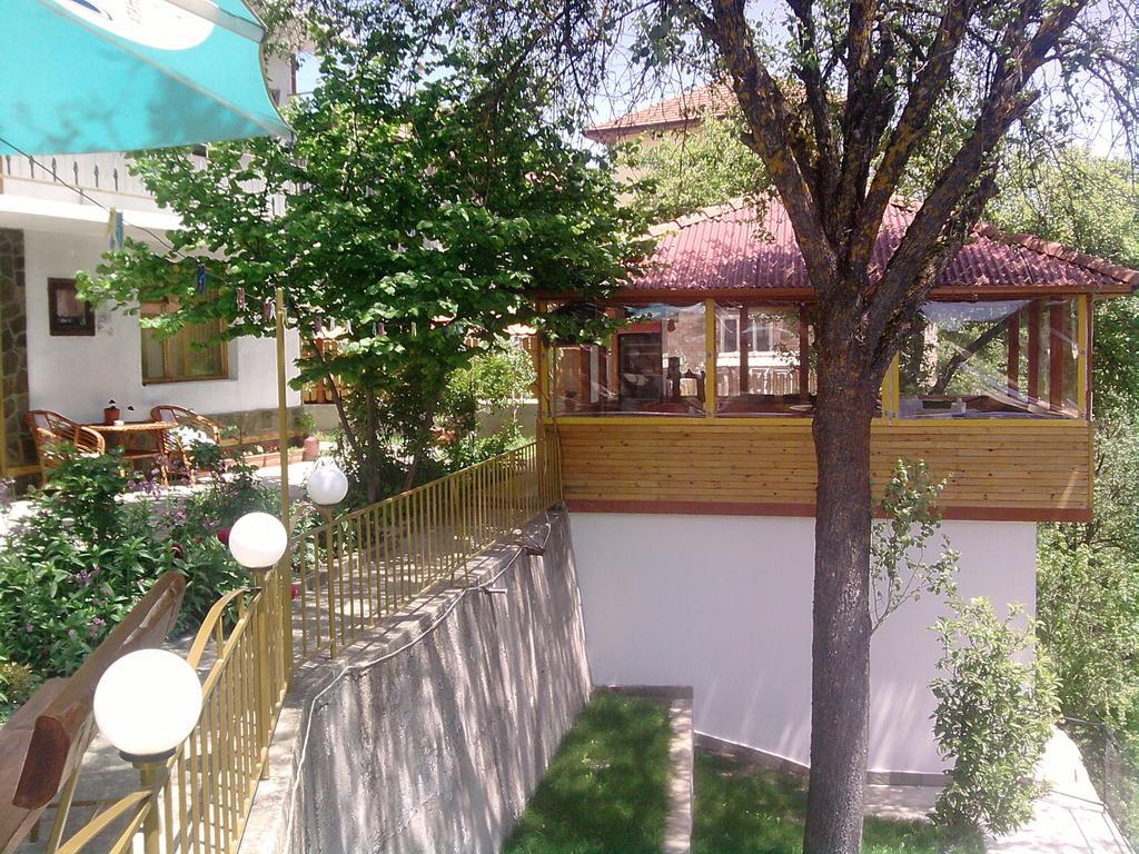 Guest House Stoletnika Jagodina Exteriör bild